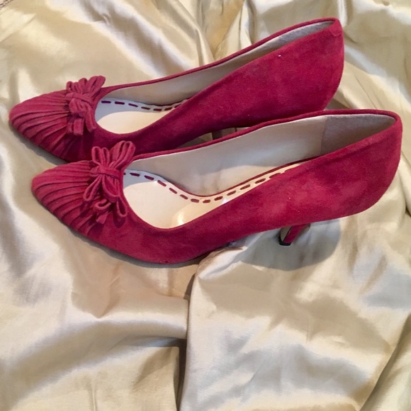 Enzo Angiolini Suede Heels - Picture 2 of 5